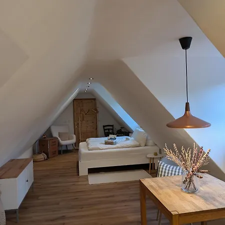 Idyllische Auszeit Im Reetdachhaus Am Wehlen Wenzendorf